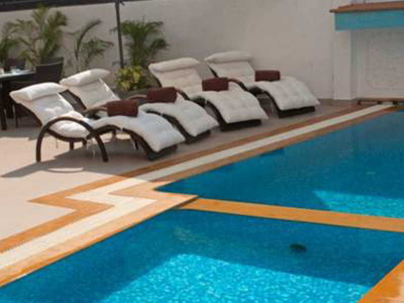 Hotel Living By Seasons, Goa